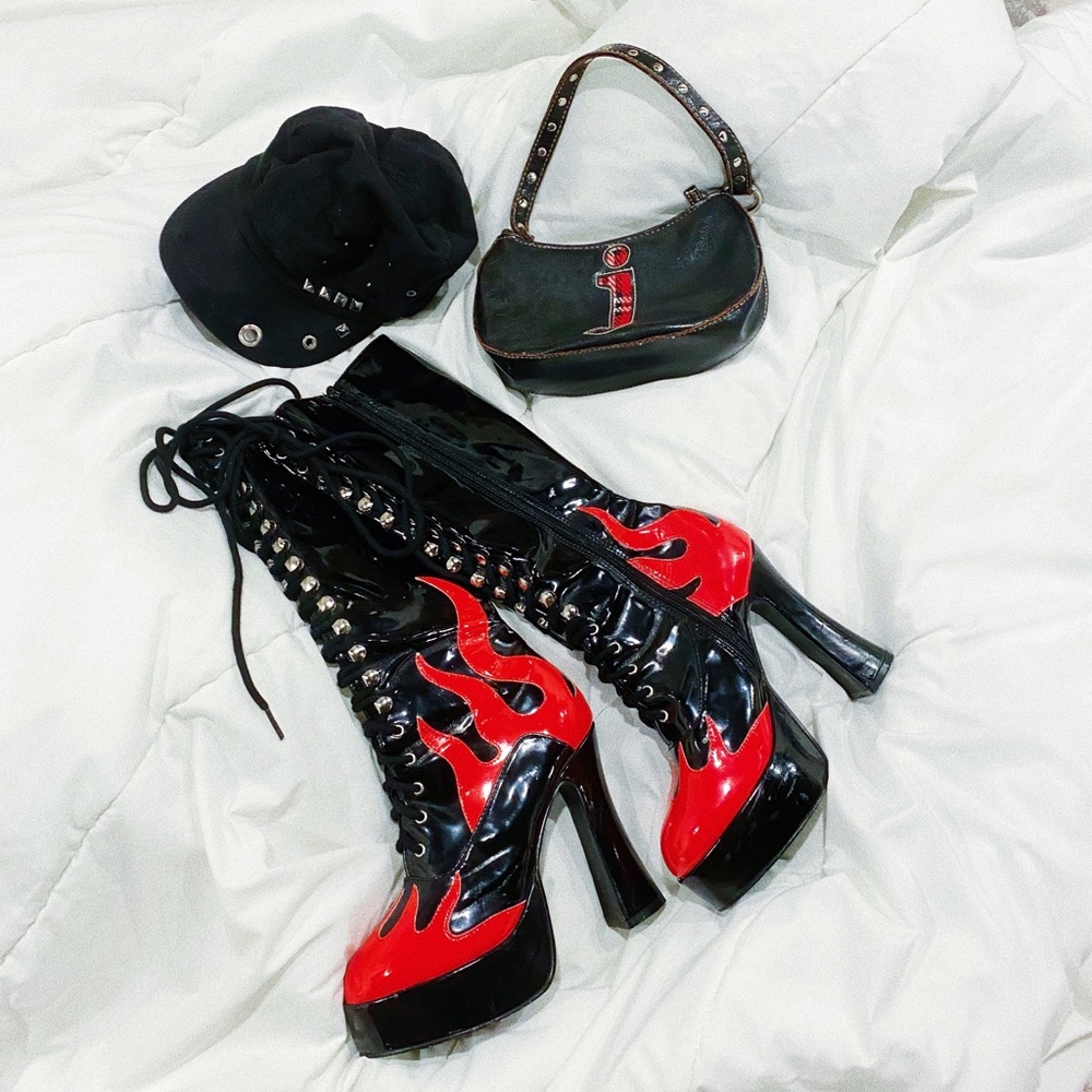 🔥Flamin’ Hot 5” Platform Knee High Ellie Boots🔥